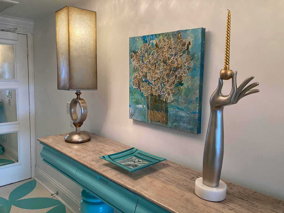 Lovers Bouquet Installed in Entrance to Gulfshore Drive Beach Condo